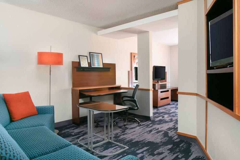 Fairfield Inn & Suites By Marriott Tulsa Central Eksteriør bilde